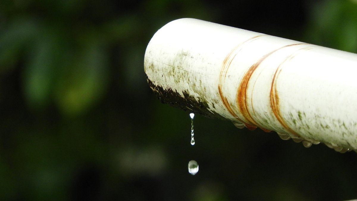 Burst Pipe Water Damage Repair in Orlando, FL